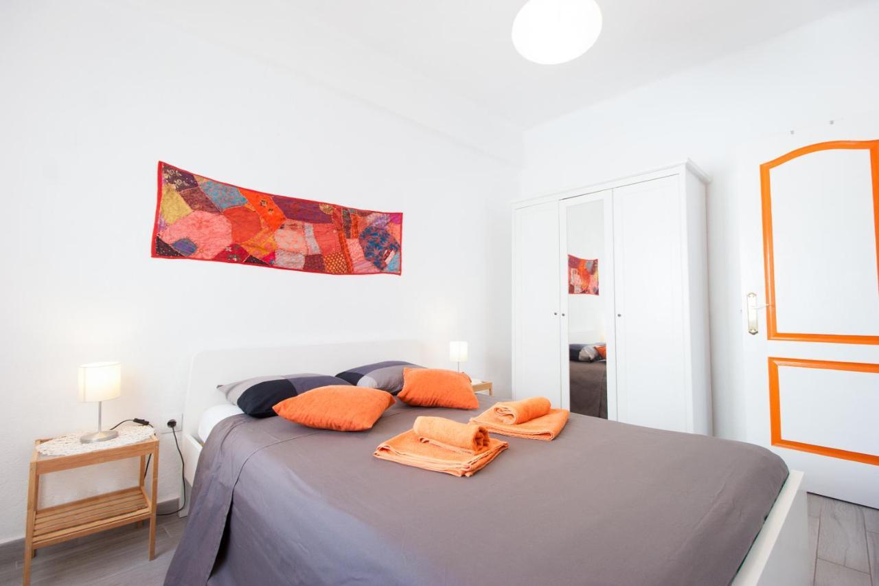 Bollywood Style Apartment Malaga Luaran gambar