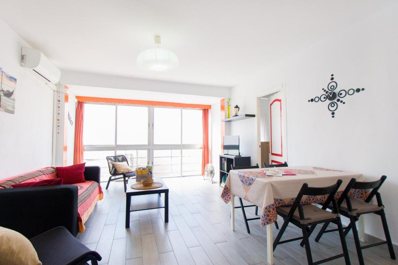 Bollywood Style Apartment Malaga Luaran gambar